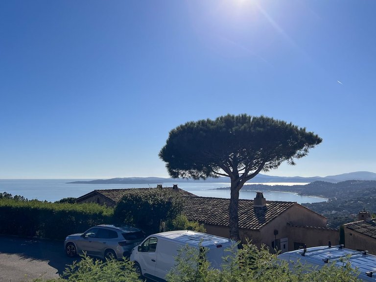 Villa for Sale in Les Issambres, St Raphaël, Ste Maxime Area 2