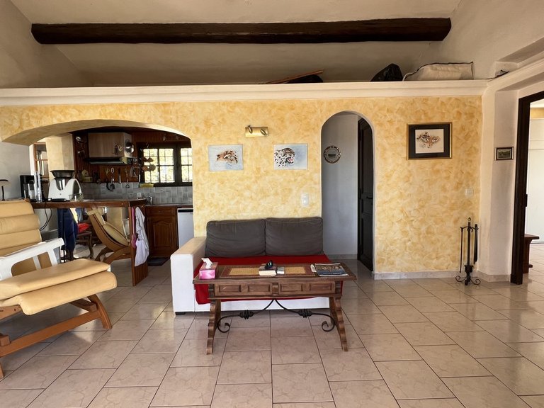 Villa for Sale in Les Issambres, St Raphaël, Ste Maxime Area 8