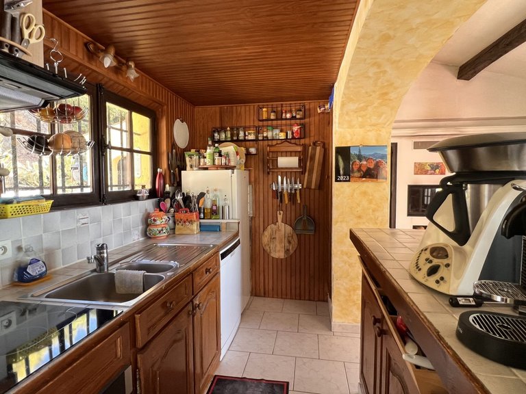 Villa for Sale in Les Issambres, St Raphaël, Ste Maxime Area 9