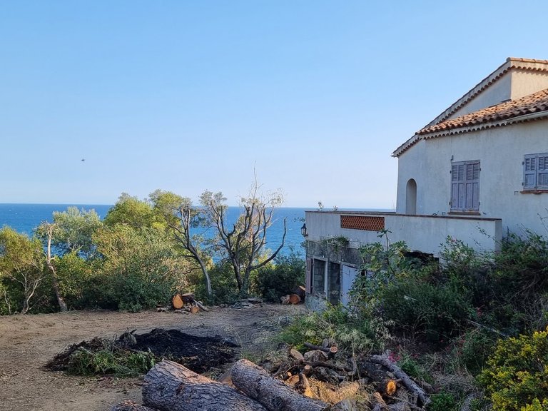 Villa for Sale in Les Issambres, St Raphaël, Ste Maxime Area 1