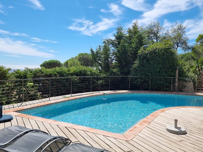 Villa for Sale in Les Issambres, St Raphaël, Ste Maxime Area 3