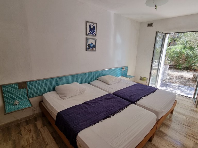 Villa for Sale in Les Issambres, St Raphaël, Ste Maxime Area 8