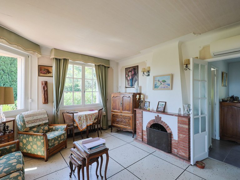 Villa for Sale in Les Issambres, St Raphaël, Ste Maxime Area 9