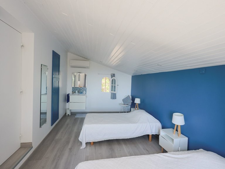 Villa for Sale in Les Issambres, St Raphaël, Ste Maxime Area 12