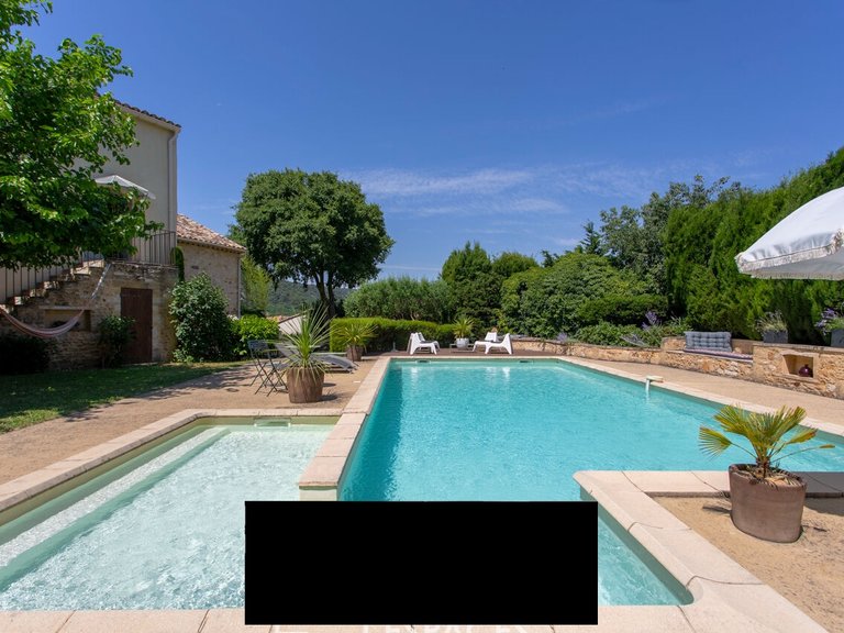 Villa for Sale in Uzes, Uzes Area 1