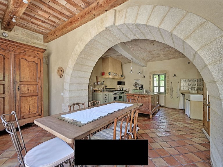 Villa for Sale in Uzes, Uzes Area 10