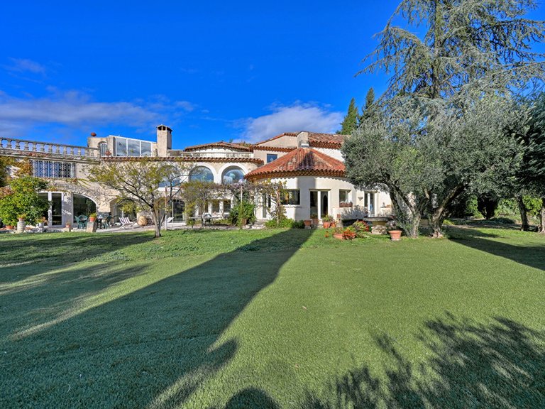 Villa for Sale in Uzes, Uzes Area 12