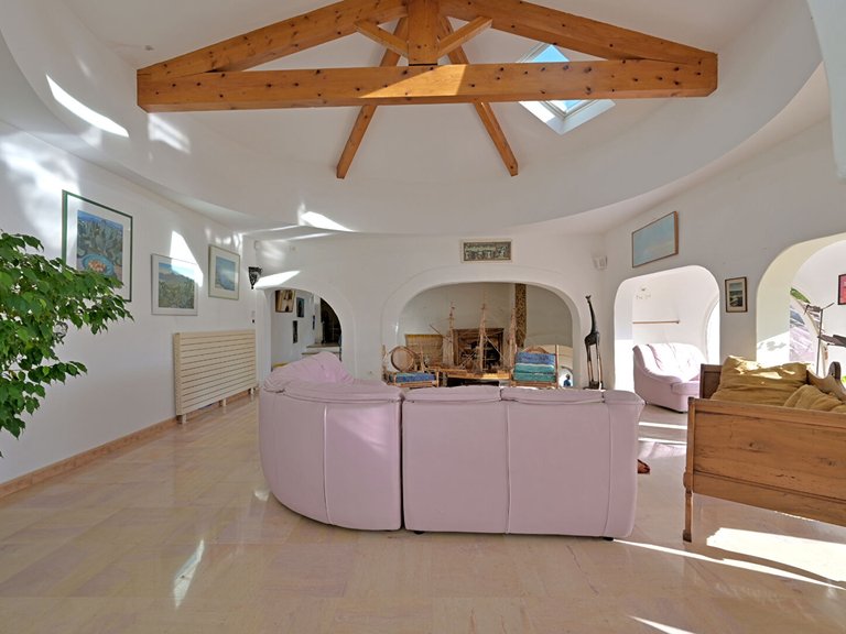 Villa for Sale in Uzes, Uzes Area 9