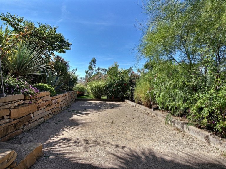 Villa for Sale in Cassis, Provence Coast (cassis To Cavalaire) 14