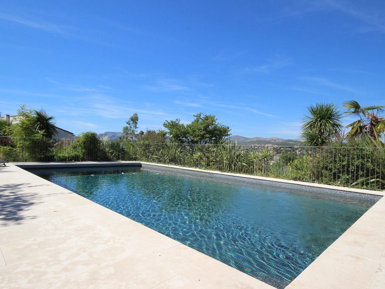 Villa for Sale in Cassis, Provence Coast (cassis To Cavalaire) 8