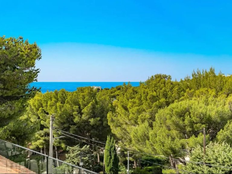 Villa for Sale in Cassis, Provence Coast (cassis To Cavalaire) 12