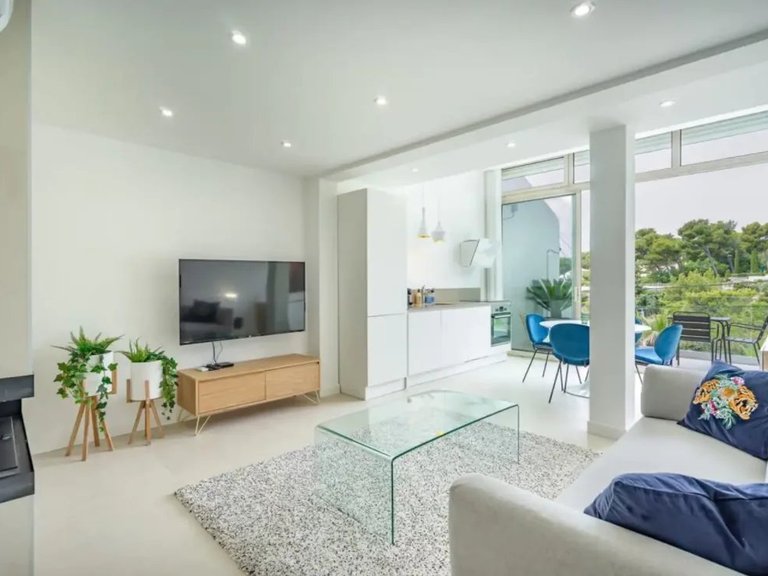 Villa for Sale in Cassis, Provence Coast (cassis To Cavalaire) 3