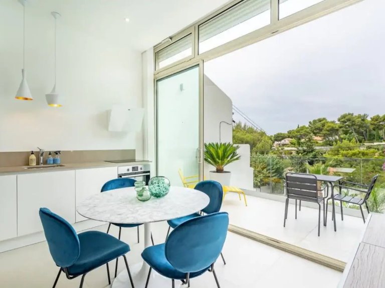 Villa for Sale in Cassis, Provence Coast (cassis To Cavalaire) 4