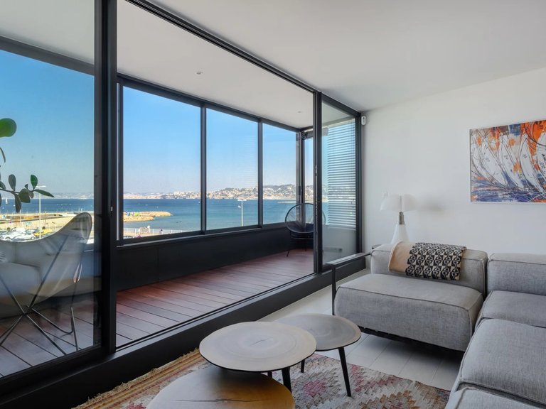 Villa for Sale in Marseille, Marseille & Cote Bleu 2