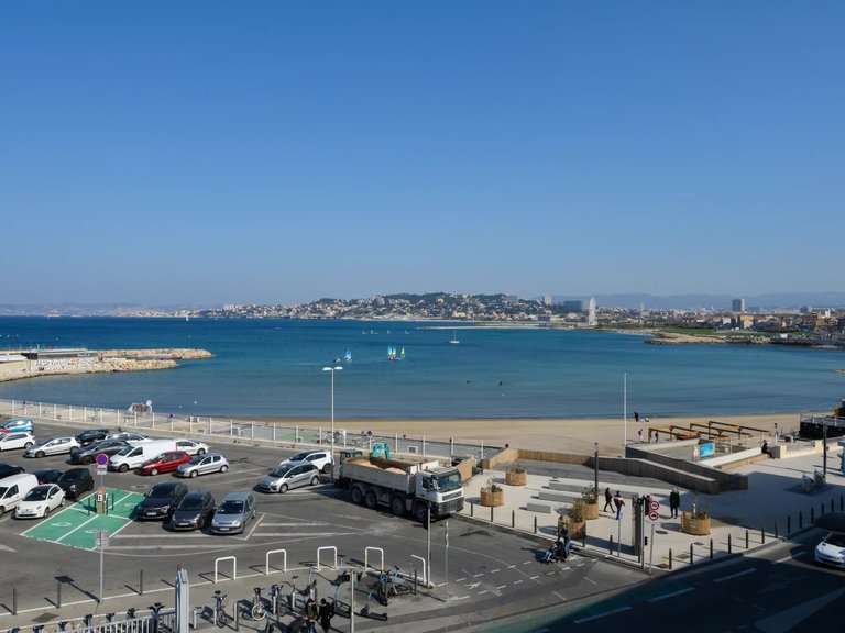 Villa for Sale in Marseille, Marseille & Cote Bleu 12