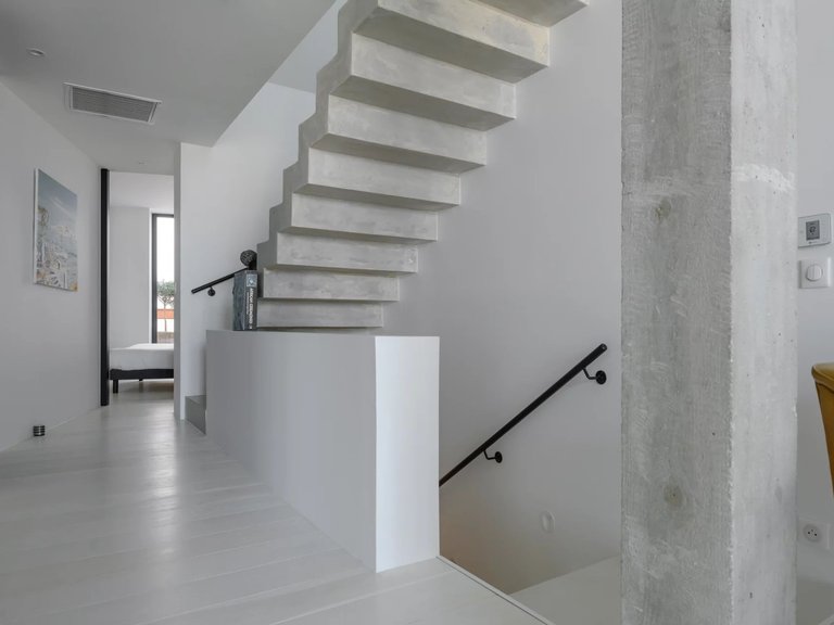 Villa for Sale in Marseille, Marseille & Cote Bleu 8