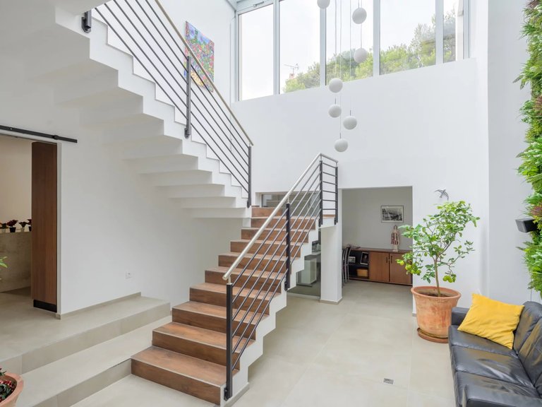 Villa for Sale in Carry Le Rouet, Marseille & Cote Bleu 17