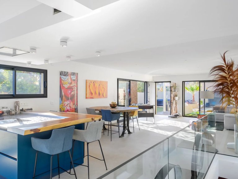 Villa for Sale in Carry Le Rouet, Marseille & Cote Bleu 9