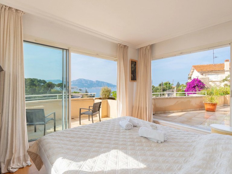 Villa for Sale in Marseille, Marseille & Cote Bleu 12