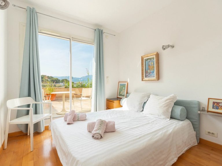 Villa for Sale in Marseille, Marseille & Cote Bleu 14