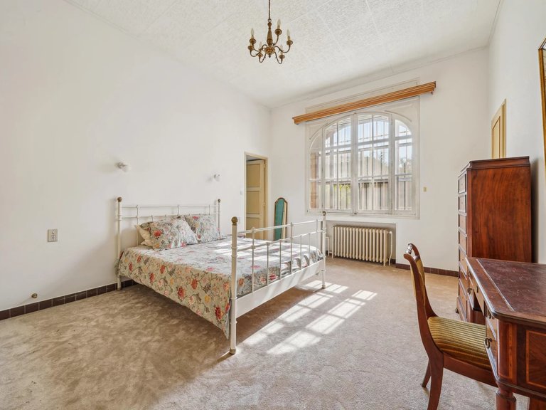 Villa for Sale in Marseille, Marseille & Cote Bleu 4
