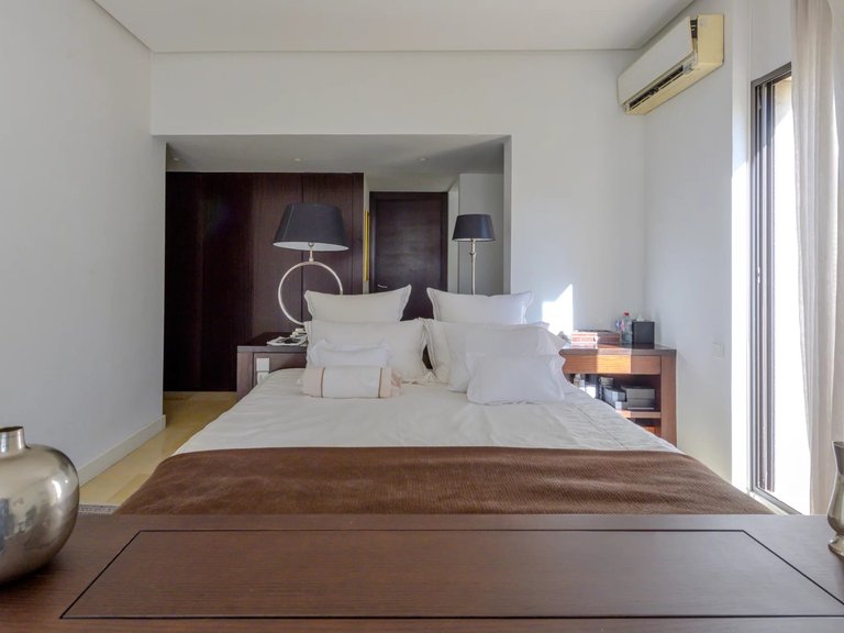 Villa for Sale in Marseille, Marseille & Cote Bleu 8