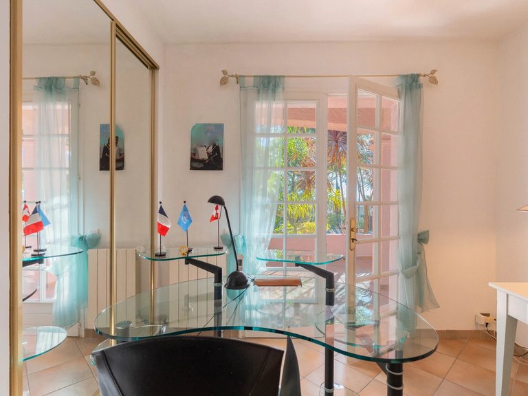 Villa for Sale in La Ciotat, Provence Coast (cassis To Cavalaire) 11