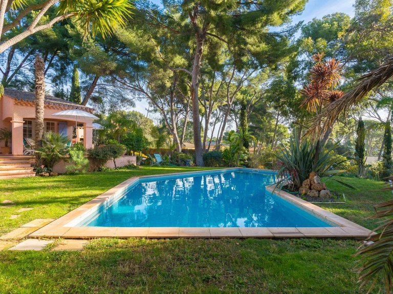 Villa for Sale in La Ciotat, Provence Coast (cassis To Cavalaire) 5