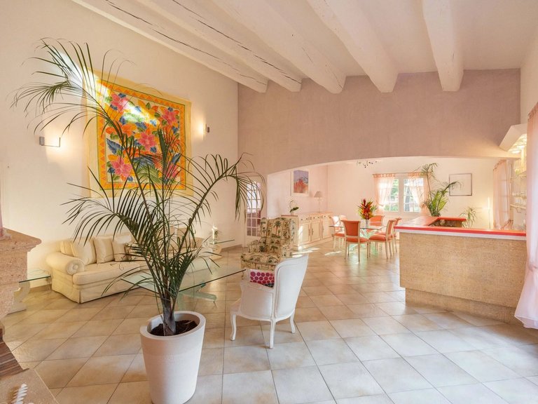 Villa for Sale in La Ciotat, Provence Coast (cassis To Cavalaire) 10