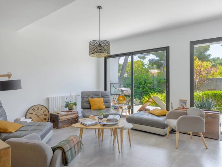 Villa for Sale in Carry Le Rouet, Marseille & Cote Bleu 11