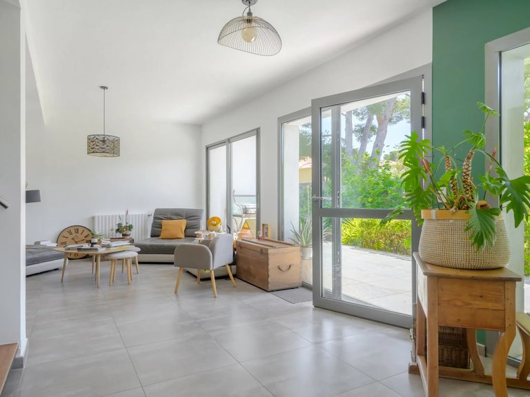 Villa for Sale in Carry Le Rouet, Marseille & Cote Bleu 12