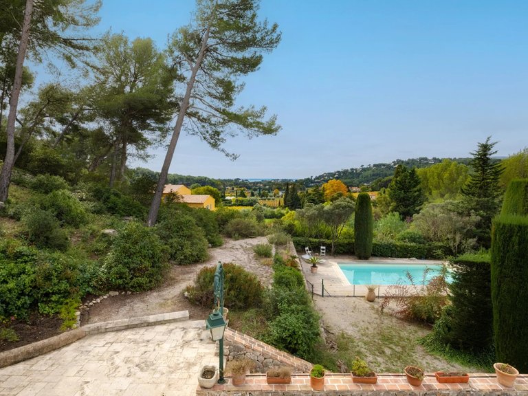 Villa for Sale in Cassis, Provence Coast (cassis To Cavalaire) 7
