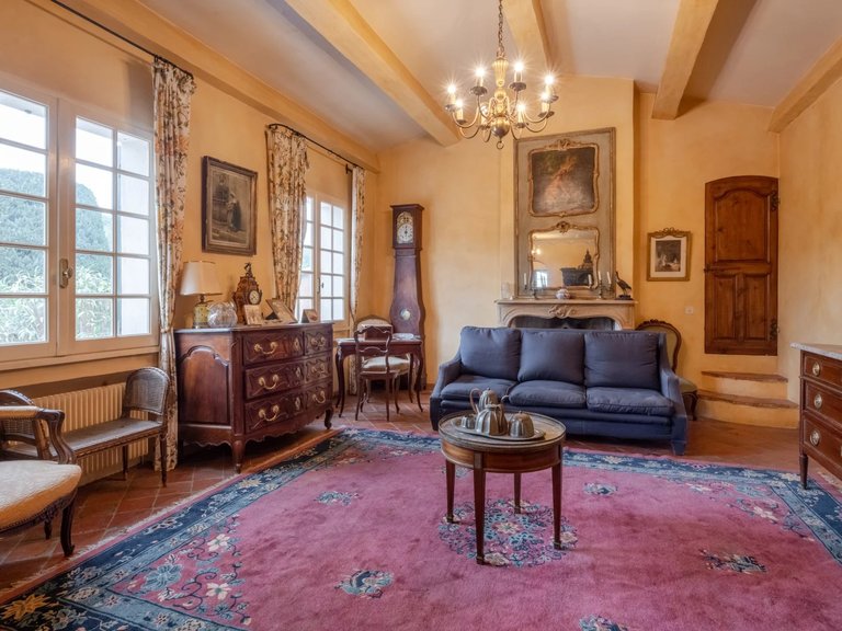 Villa for Sale in Cassis, Provence Coast (cassis To Cavalaire) 14