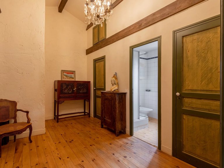 Villa for Sale in Cassis, Provence Coast (cassis To Cavalaire) 16