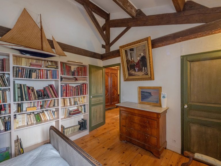Villa for Sale in Cassis, Provence Coast (cassis To Cavalaire) 20