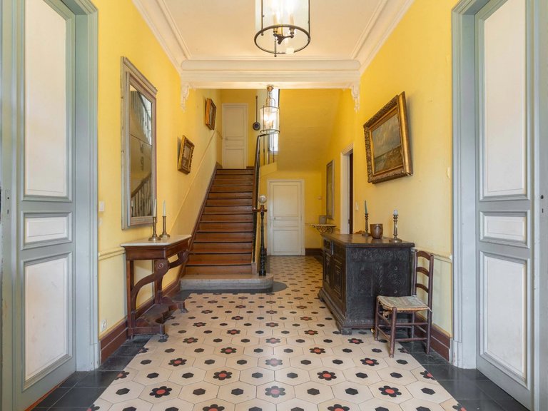 Villa for Sale in Cassis, Provence Coast (cassis To Cavalaire) 3