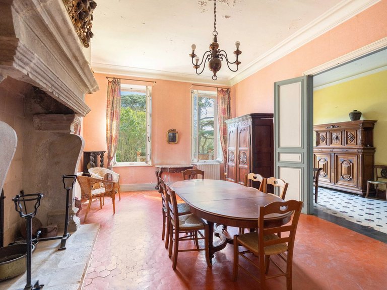 Villa for Sale in Cassis, Provence Coast (cassis To Cavalaire) 5