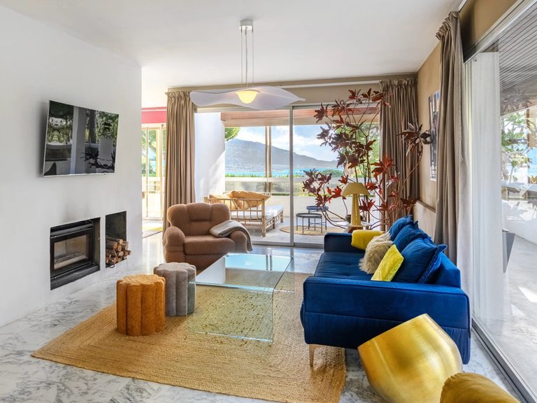 Villa for Sale in Marseille, Marseille & Cote Bleu 4