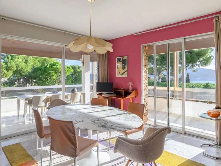 Villa for Sale in Marseille, Marseille & Cote Bleu 5