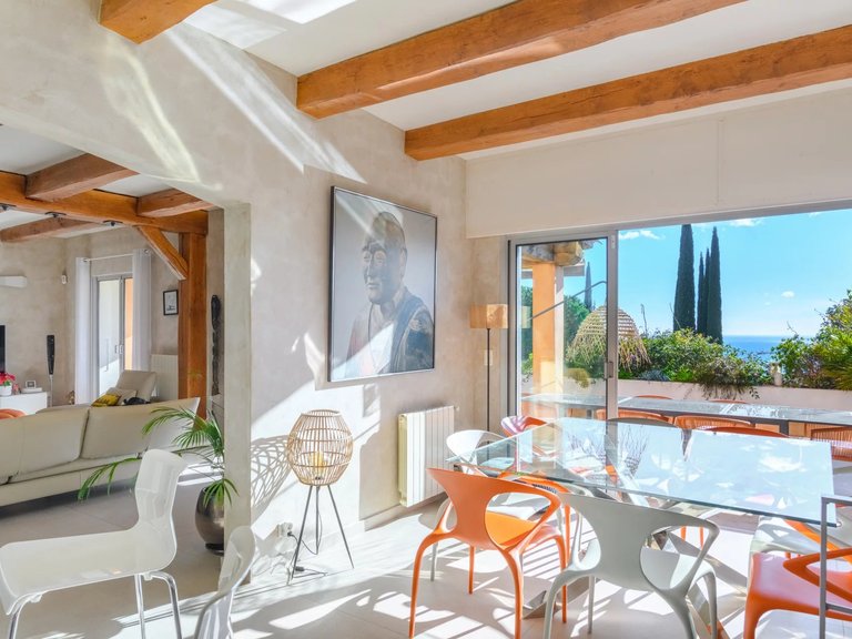 Villa for Sale in Cassis, Provence Coast (cassis To Cavalaire) 2