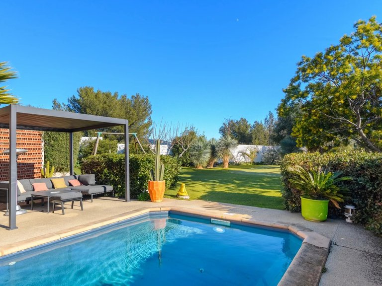 Villa for Sale in Cassis, Provence Coast (cassis To Cavalaire) 18