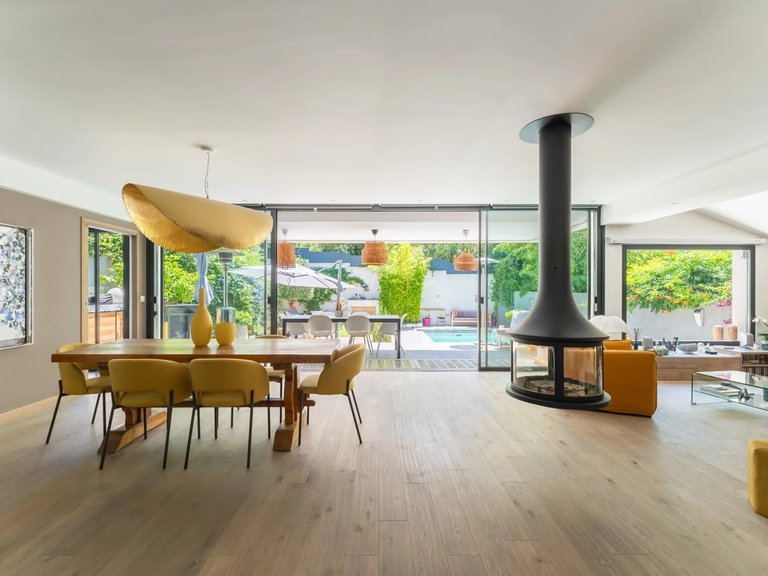 Villa for Sale in Marseille, Marseille & Cote Bleu 10