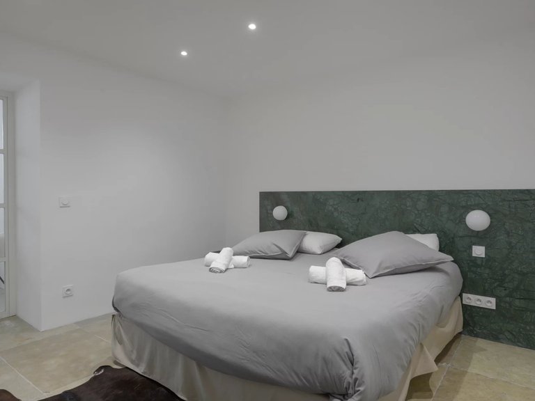 Villa for Sale in Marseille, Marseille & Cote Bleu 14