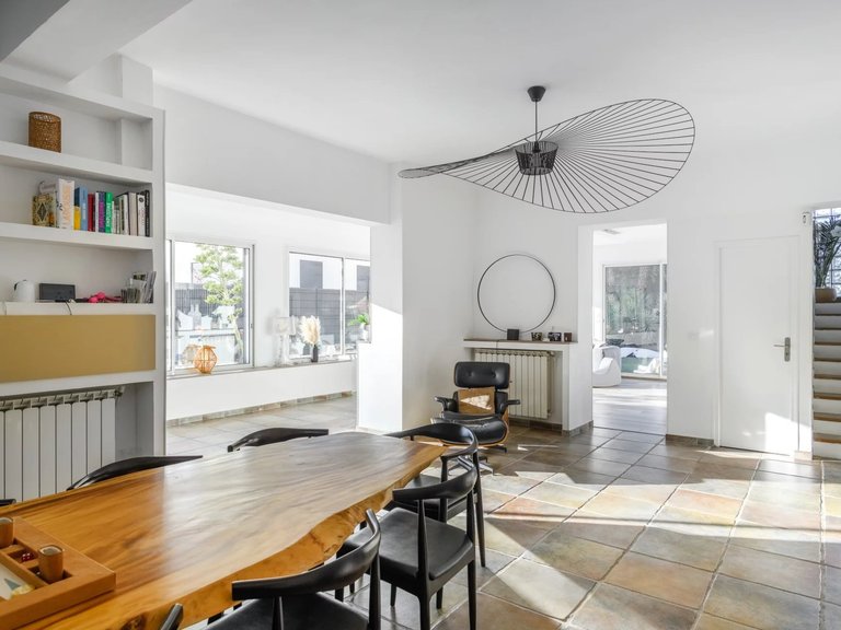Villa for Sale in Marseille, Marseille & Cote Bleu 20