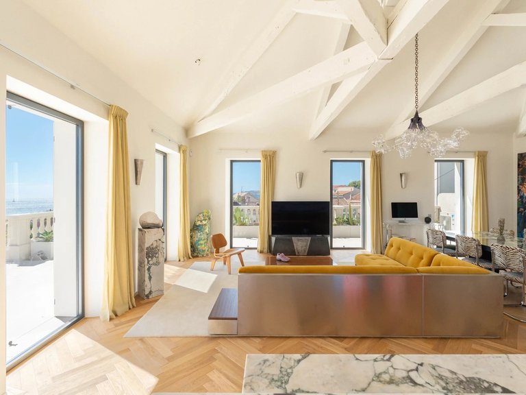Villa for Sale in Marseille, Marseille & Cote Bleu 7