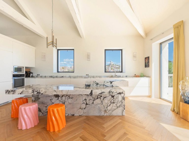 Villa for Sale in Marseille, Marseille & Cote Bleu 8
