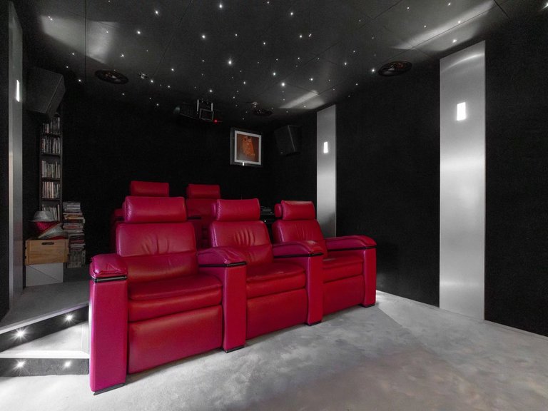 Villa for Sale in Marseille, Marseille & Cote Bleu 12