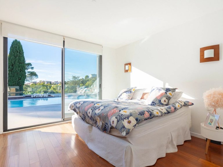Villa for Sale in Marseille, Marseille & Cote Bleu 9