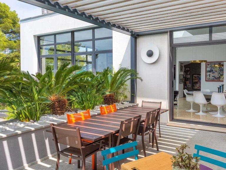 Villa for Sale in Marseille, Marseille & Cote Bleu 5