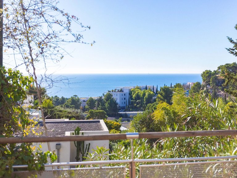 Villa for Sale in Marseille, Marseille & Cote Bleu 1